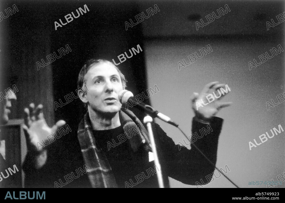 Achternbusch, Herbert dt. Schriftsteller, Regisseur und Schauspieler; geb. 1938. Foto, 1982.