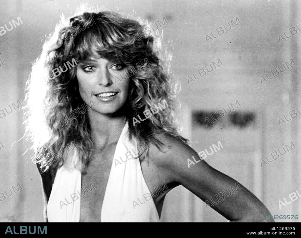 FARRAH FAWCETT (Feb. 2, 1947 - Jun. 25, 2009), 62, actress, anal cancer victim. Pop culture figure whose hairstyle was emulated by millions of young women and whose red swimsuit pinup 70's poster sales set records, making her an all time sex symbol. Fawcett was best know for her flowing blonde tresses and glistening smile in her iconic role as Jill Munroe in TV Series 'Charlie's Angel's' 1976 - 1980. Won Emmy for 'The Burning Bed' where she played a battered wife. Survived by her son with actor Ryan O'Neal (Redmond b. Jan. 30,1985- ). PICTURED - Farrah in 1978 - File Photo Exact Date Unknown. 26/06/2009