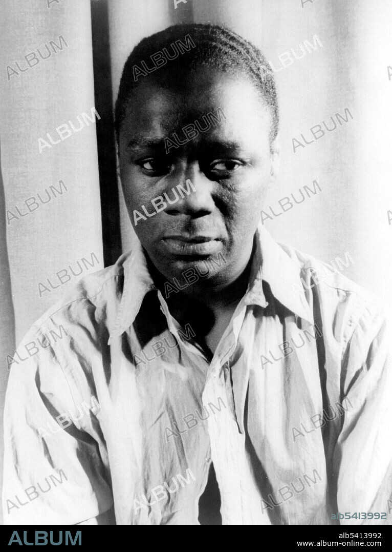 Lee as Bigger Thomas from Native Son. Canada Lee (March 3, 1907 - May 9, 1952) was an African-American actor. After careers as a jockey, boxer and musician, he became an actor in the Federal Theatre Project, including the 1936 production of Macbeth adapted and directed by Orson Welles. Lee later starred in Welles's original Broadway production of Native Son (1941). Lee's best known film role was in Alfred Hitchcock's Lifeboat (1944). A champion of civil rights in the 1930s and 1940s, Lee was blacklisted and died shortly before he was scheduled to appear before the House Un-American Activities Committee. Carl Van Vechten, 1941 (cropped and cleaned).