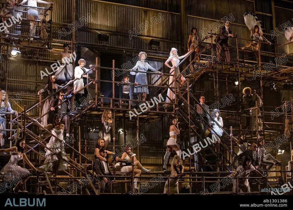 FERGIE, JUDI DENCH, KATE HUDSON, NICOLE KIDMAN, PENELOPE CRUZ and SOPHIA LOREN in NINE, 2009, directed by ROB MARSHALL. Copyright WEINSTEIN COMPANY, THE.