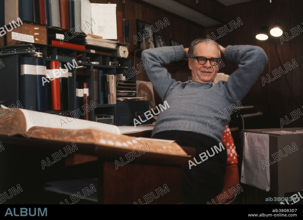 Editorial use only . Portrait of B.F. Skinner at his home in Cambridge, Massachusetts. Burrhus Frederic (B.F.) Skinner (March 20, 1904 - August 18, 1990) was an American psychologist, behaviorist, author, inventor, and social philosopher. He invented the operant conditioning chamber, also known as the Skinner Box. Skinner believed that human and animal behaviour is conditioned by positive or negative reinforcement as opposed to free will.