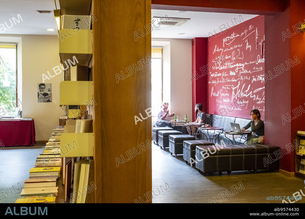 Literanta, Carrer de Can Fortuny, Palma, Mallorca, balearic islands, Spain.
