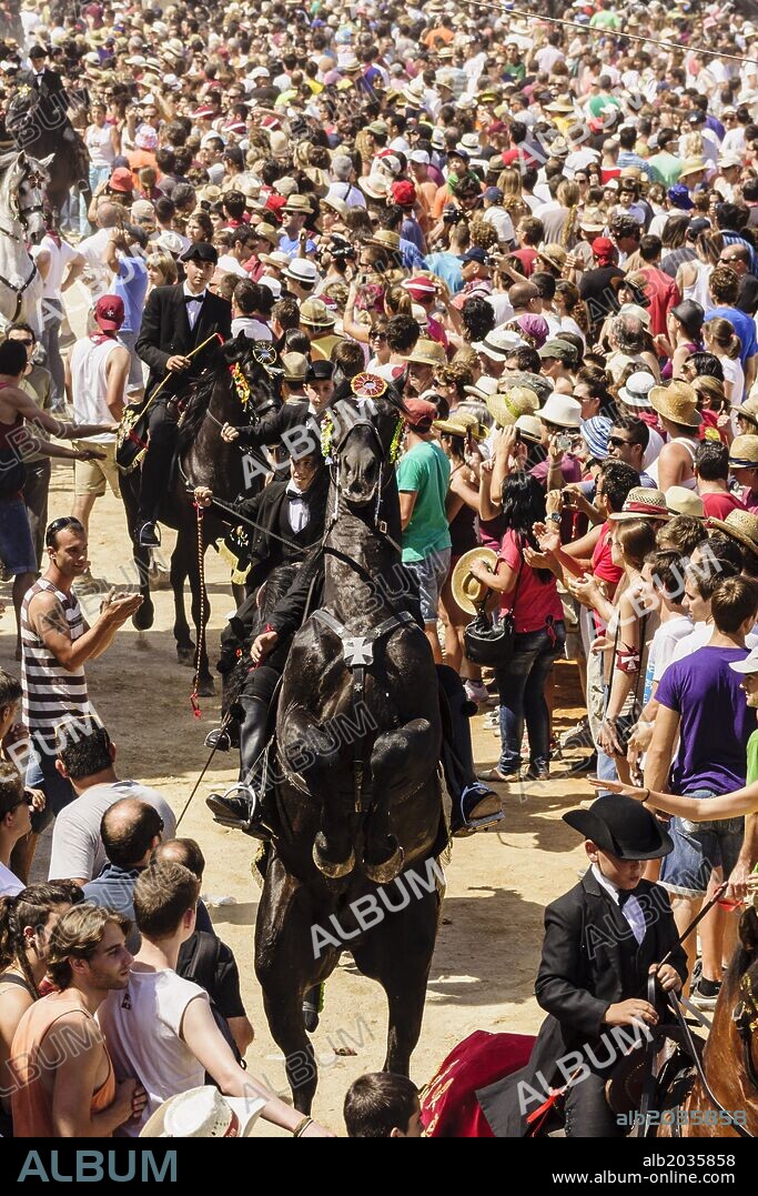 Pruebas de los juegos del Pla, Fiestas de Sant Joan. Ciutadella.Menorca,Islas Baleares,españa.