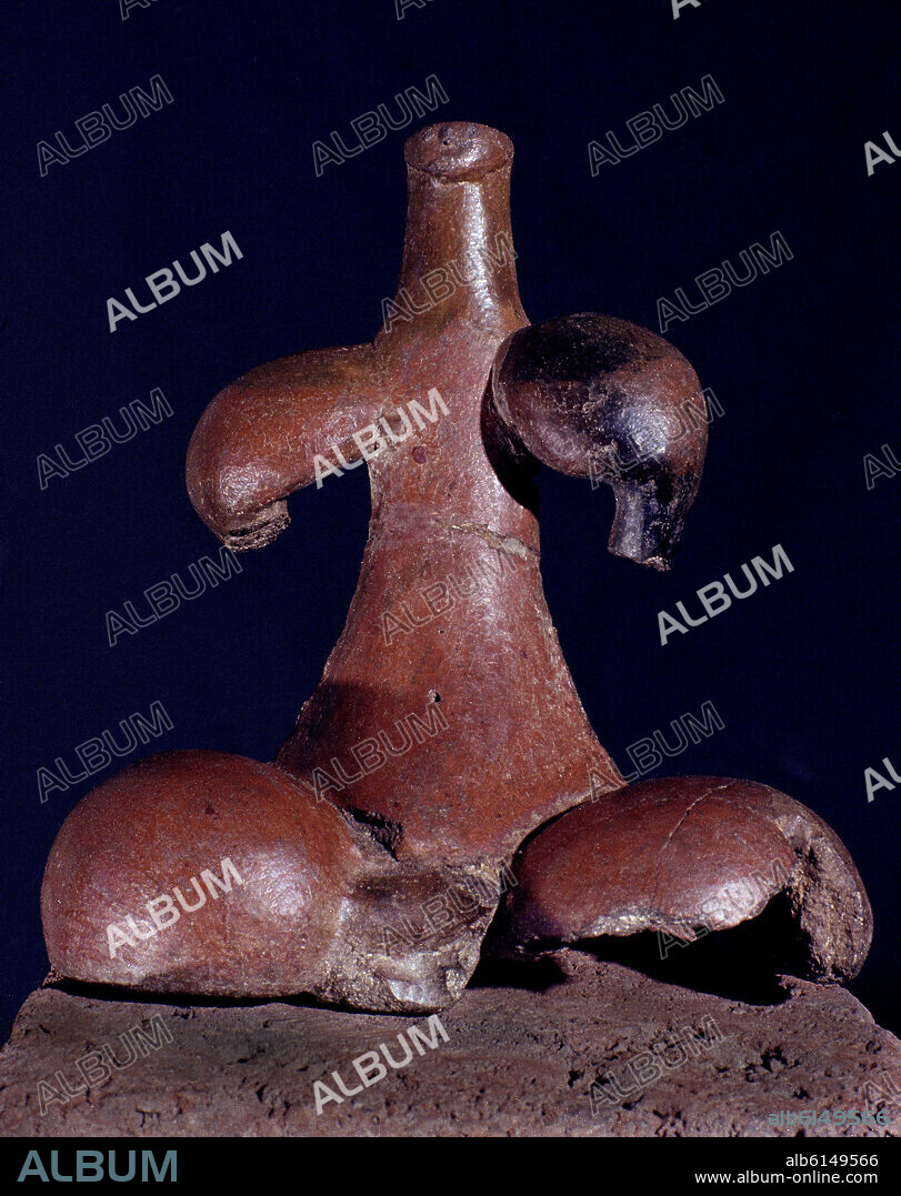 ESTATUILLA DE CERAMICA GUANCHE-IDOLO DE TARA-PROCEDE DE TELDE.