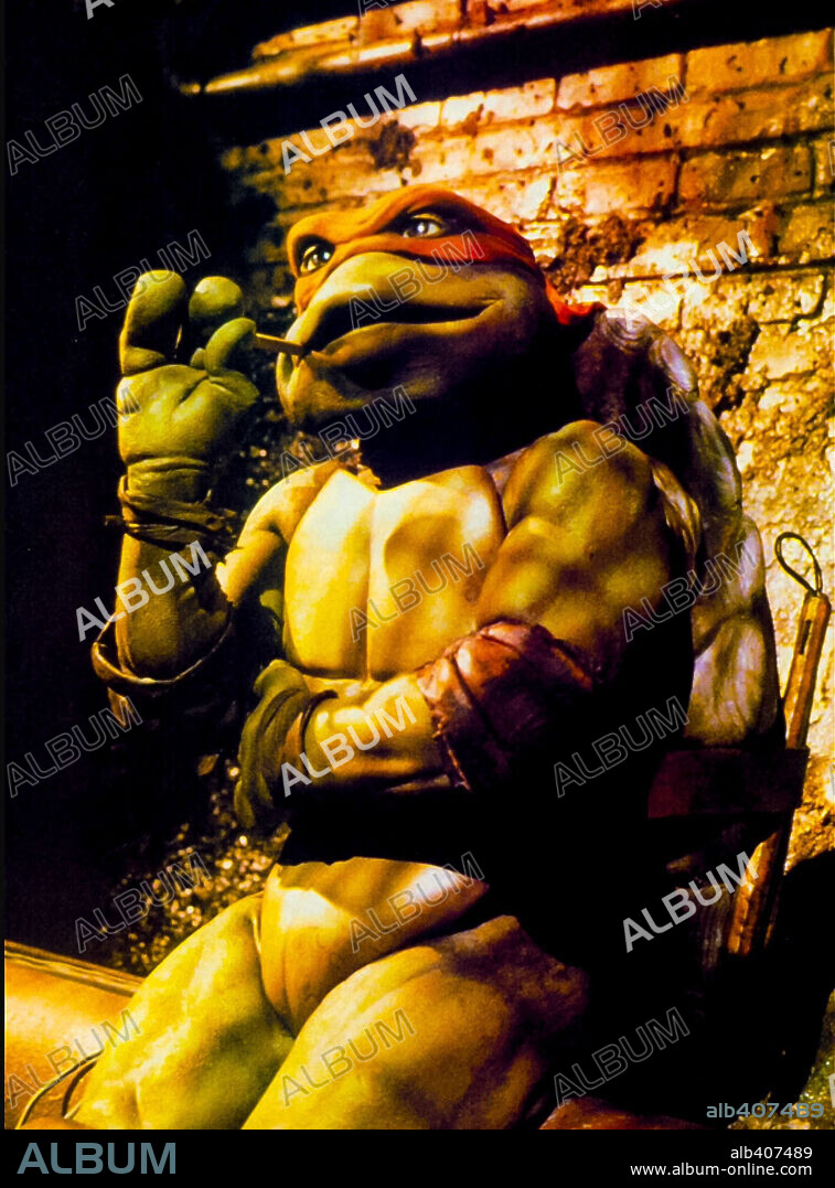 TEENAGE MUTANT NINJA TURTLES, 1990, directed by STEVE BARRON. Copyright NEW  LINE CINEMA. - Album alb407489