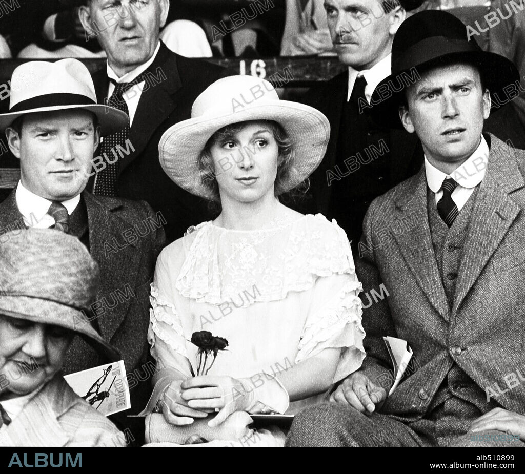 CHERYL CAMPBELL in CHARIOTS OF FIRE, 1981, directed by HUGH HUDSON. Copyright 20TH CENTURY FOX/ALLIED STARS/ENIGMA.