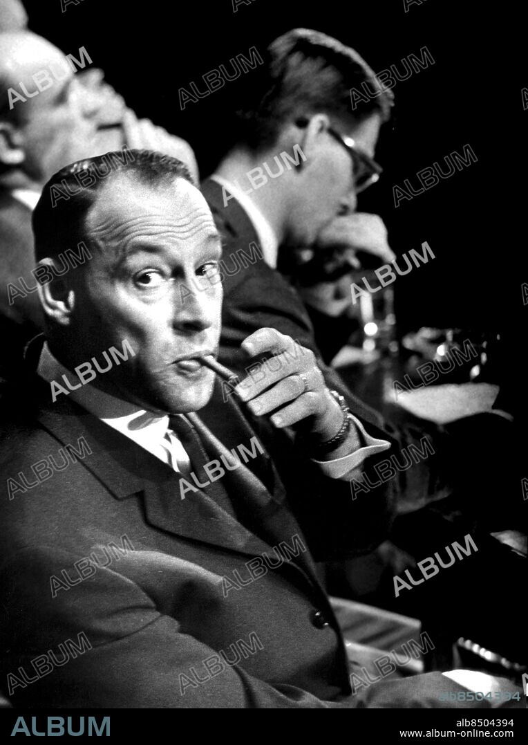 STOCKHOM 19640325 . Chefredaktören Per Wrigstad var med och startade tidningen Expressen 1944 . Foto: Ragnhild Haarstad / SvD / SCANPIX / kod 30052.