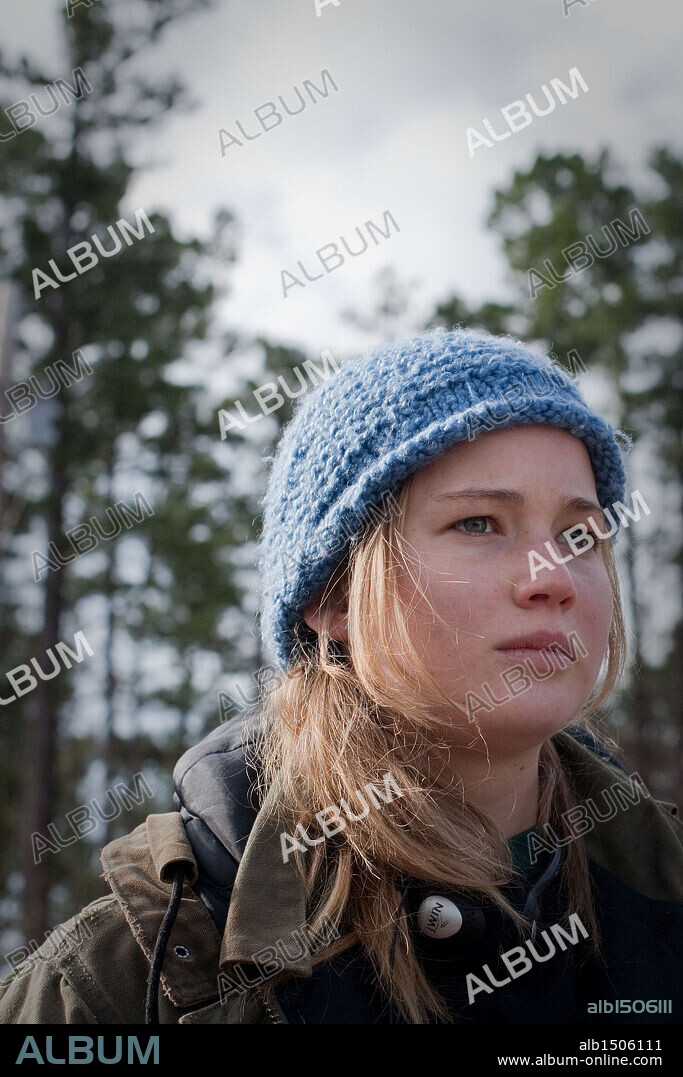 JENNIFER LAWRENCE en WINTER'S BONE, 2010, dirigida por DEBRA GRANIK. Copyright ANONYMOUS CONTENT/WINTER'S BONE PRODUCTIONS.