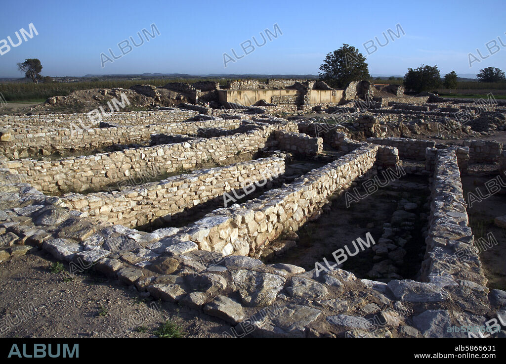 Arbeca; Poblat ibèric / poblado ibérico dels Vilars / fortaleza de la edad del Hierro (siglo VII A.C.).