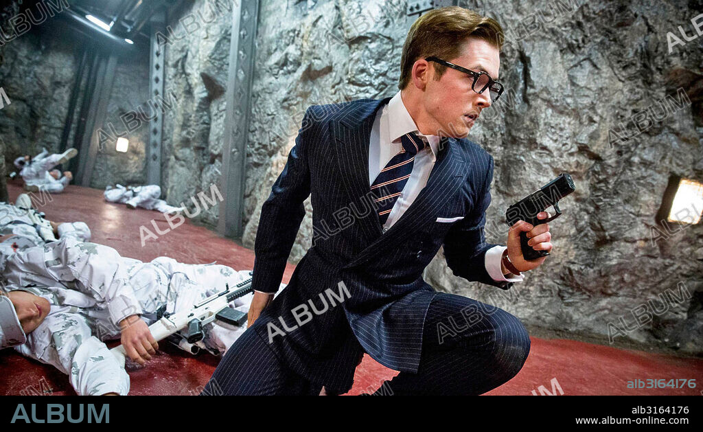 TARON EGERTON en KINGSMAN: SERVICIO SECRETO, 2014 (KINGSMAN: THE SECRET SERVICE), dirigida por MATTHEW VAUGHN. Copyright TWENTIETH CENTURY FOX.