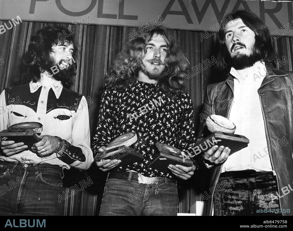 ARKIV -1970 Robert Plant tillsammans med Jimmy Page och John Bonham . Foto: TT Kod: 190 . COPYRIGHT SCANPIX SWEDEN.