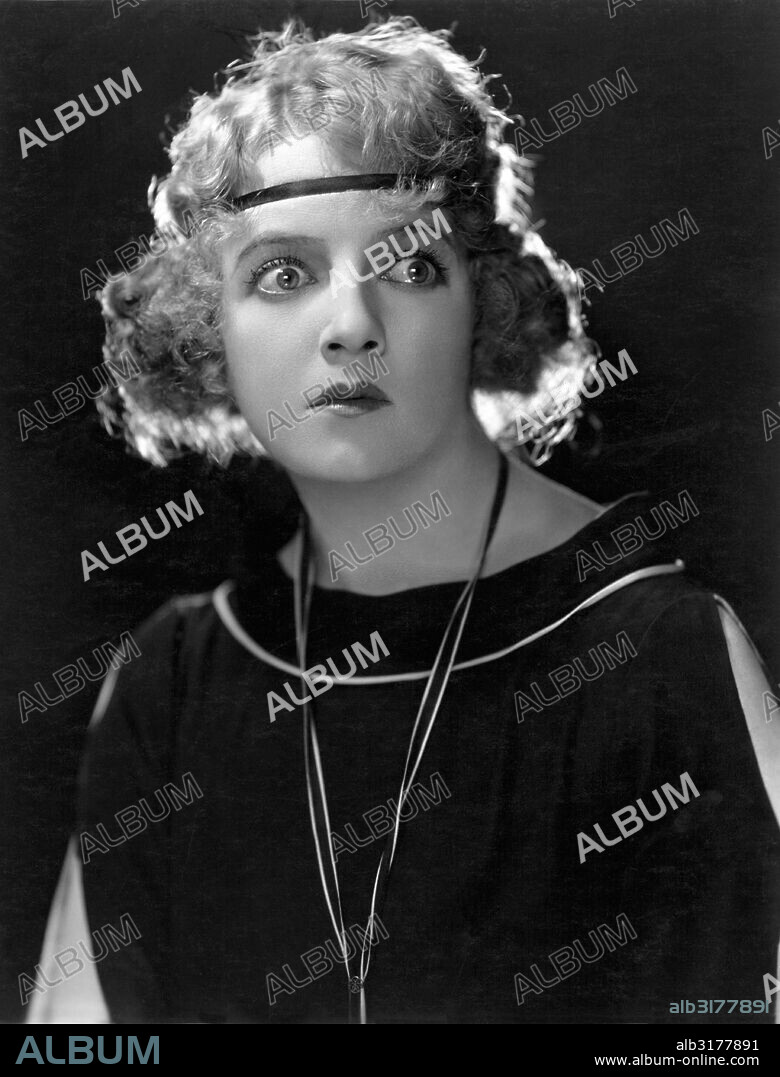 Hollywood, California:  c. 1925 Eileen Sedgwick looking wide eyed. She was an early film star in the days of silent movies   © Underwood Archives / The Image Works.