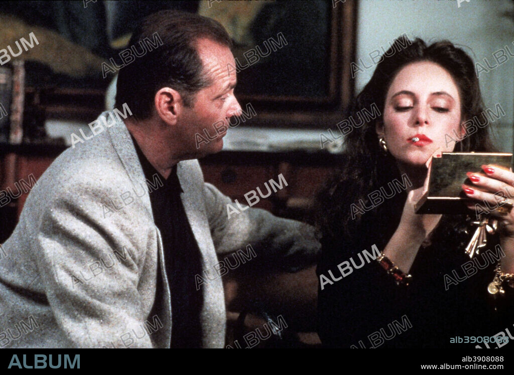 JACK NICHOLSON et MADELEINE STOWE dans THE TWO JAKES, 1990, réalisé par JACK NICHOLSON. Copyright PARAMOUNT PICTURES.