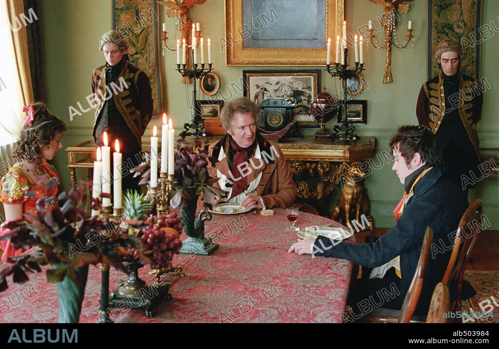 JIM BROADBENT, JONATHAN RHYS MEYERS and SOPHIA HUNTER in VANITY FAIR, 2004, directed by MIRA NAIR. Copyright FOCUS FEATURES.