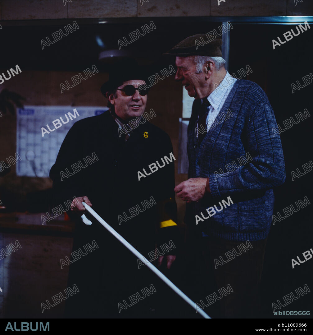 Hexenschuss, comedy by John Graham, TV film adaptation, Germany, 1987, directed by Hans Clarin and Beppo Brem. Franz-Josef Gottlieb, scene: Hexenschuss, play by John Graham, TV film adaptation, Germany, 1987, directed by Franz-Josef Gottlieb, scene: Hans Clarin and Beppo Brem.