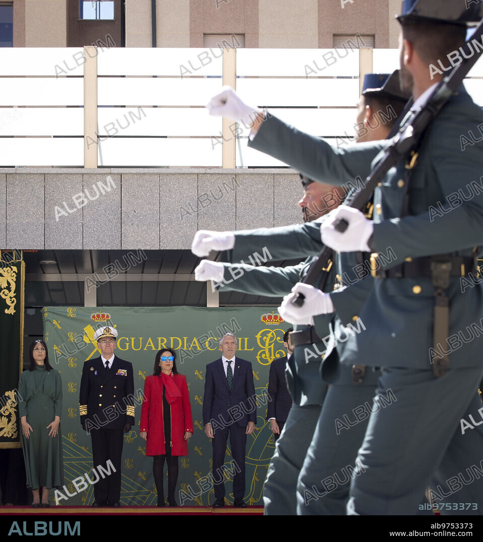 Madrid, 04/04/2023. Toma de posesión de la nueva directora de la Guardia Civil, Mercedes González. En la imagen, Pablo Salas Moreno, DAO de la Guardia Civil, Rafael Pérez Ruiz, Secretario de Estado de Seguridad, Fernando Grande-Marlaska, ministro del Interior, Margarita Robles, ministra de Defensa y Teodoro Esteban López Calderón, JEMAD. Foto: Ignacio Gil. ARCHDC.