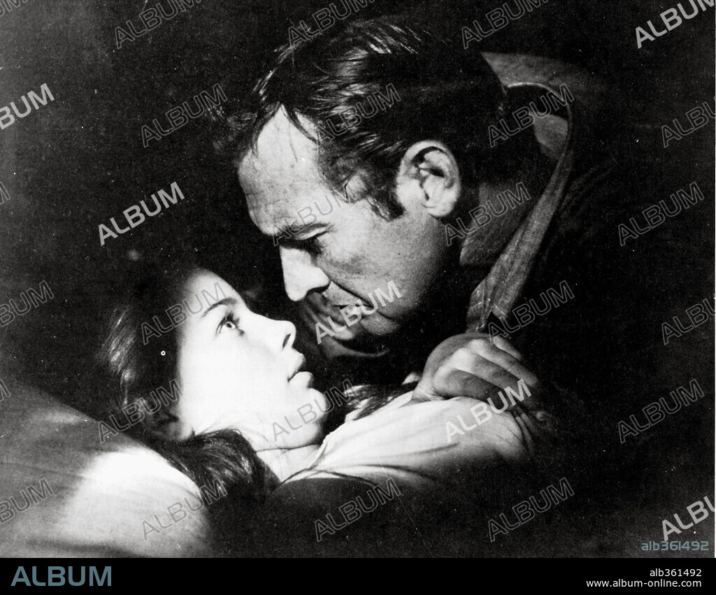 KEY MEERSMAN y ZACHARY SCOTT en LA JOVEN, 1960 (THE YOUNG ONE), dirigida por LUIS BUÑUEL. Copyright PRODUCCIONES OLMECA.