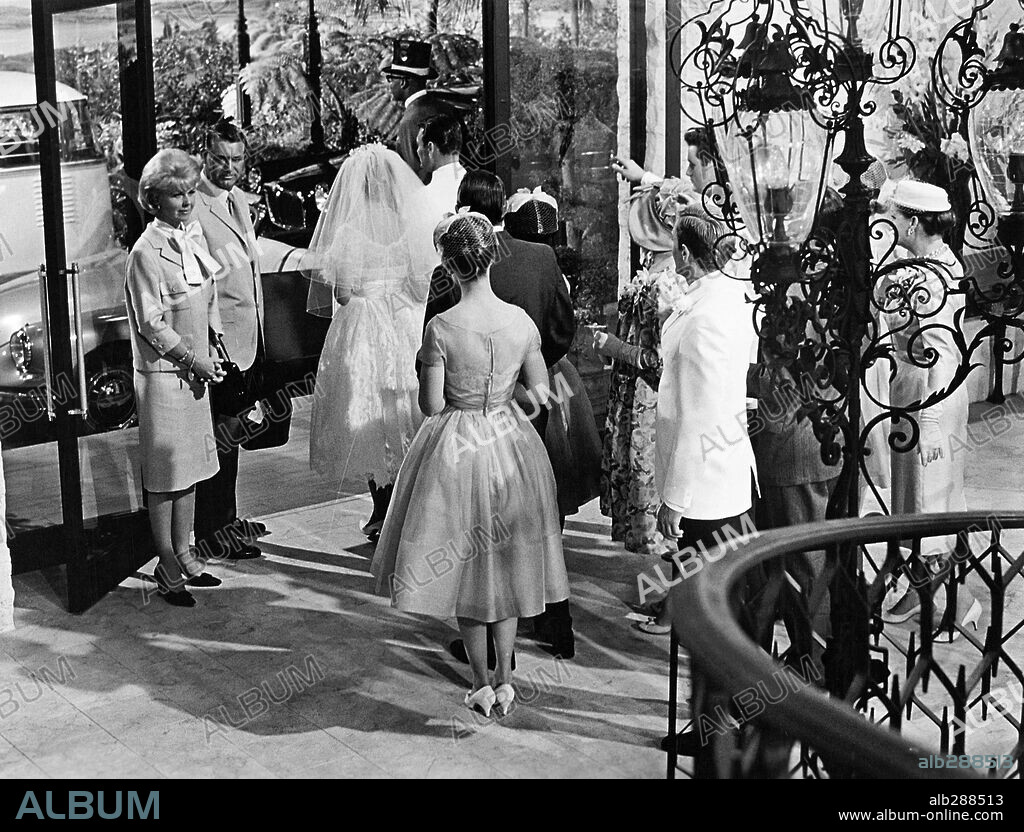 CARY GRANT y DORIS DAY en SUAVE COMO VISÓN, 1962 (THAT TOUCH OF MINK), dirigida por DELBERT MANN. Copyright UNIVERSAL PICTURES.