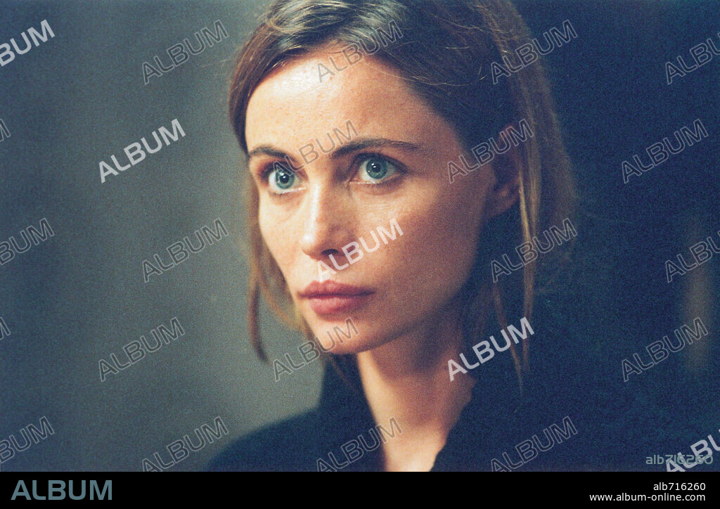 EMMANUELLE BEART en FUGITIVOS, 2003 (LES EGARES), dirigida por ANDRE TECHINE. Copyright FIT PRODUCTIONS/SPICE FACTORY LTD./FRANCE 2 CINEMA/CANAL+.