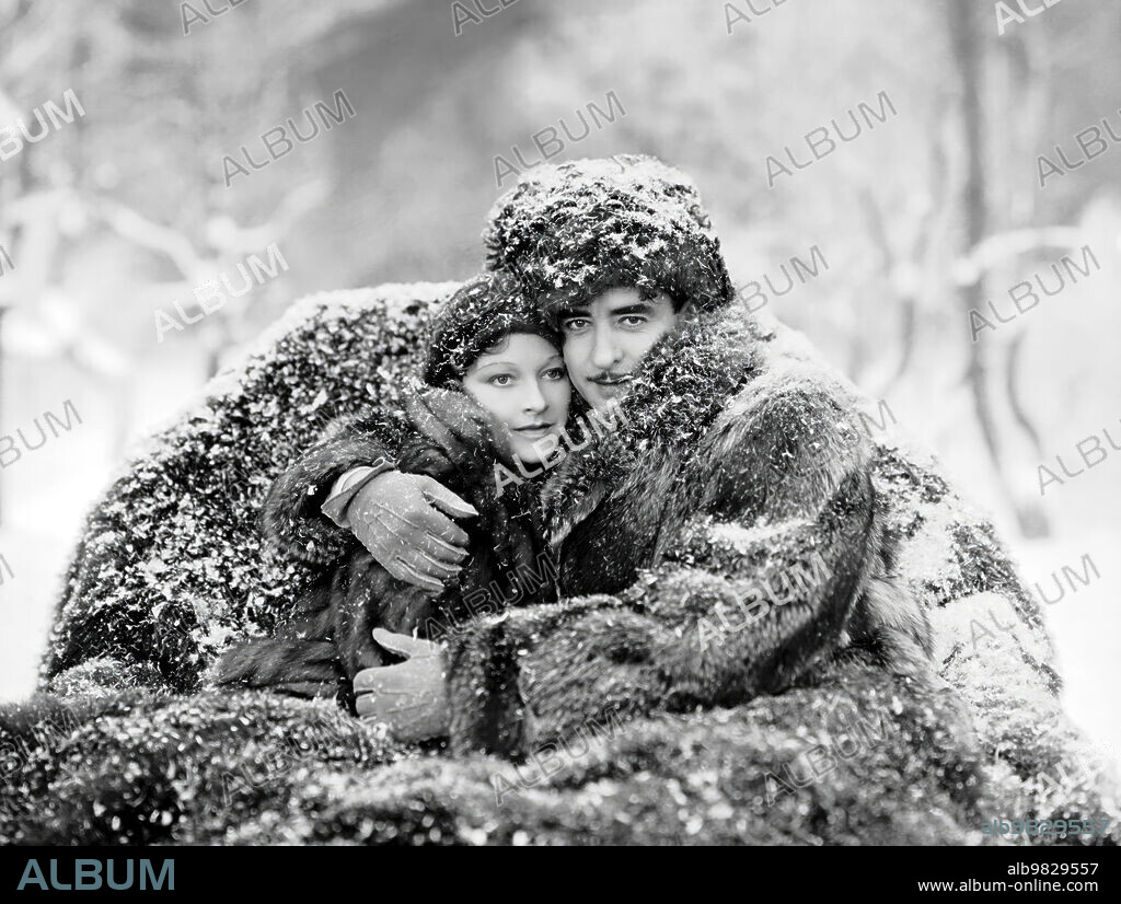 JOHN GILBERT und RENEE ADOREE in REDEMPTION, 1930, unter der Regie von FRED NIBLO. Copyright M.G.M.
