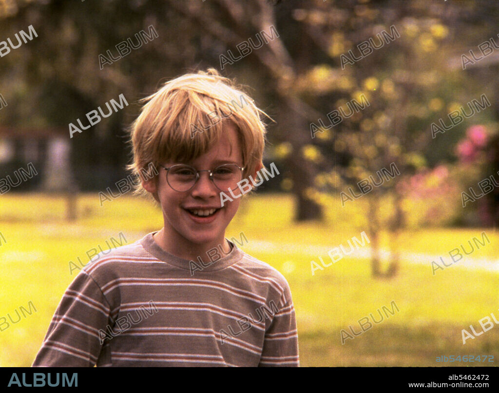 MACAULAY CULKIN in MY GIRL, 1991, directed by HOWARD ZIEFF. Copyright COLUMBIA PICTURES.
