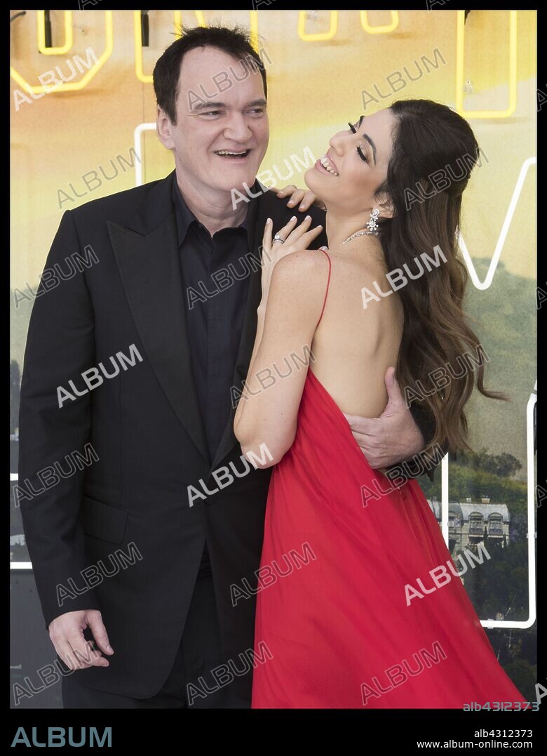 DANIELLA PICK y QUENTIN TARANTINO. July 31, 2019, London, London, United Kingdom: Image licensed to i-Images Picture Agency. 30/07/2019. London, United Kingdom. Quentin Tarintino and his wife Daniella Pick arriving at the Once Upon A Time In Hollywood premiere in London. 31/07/2019