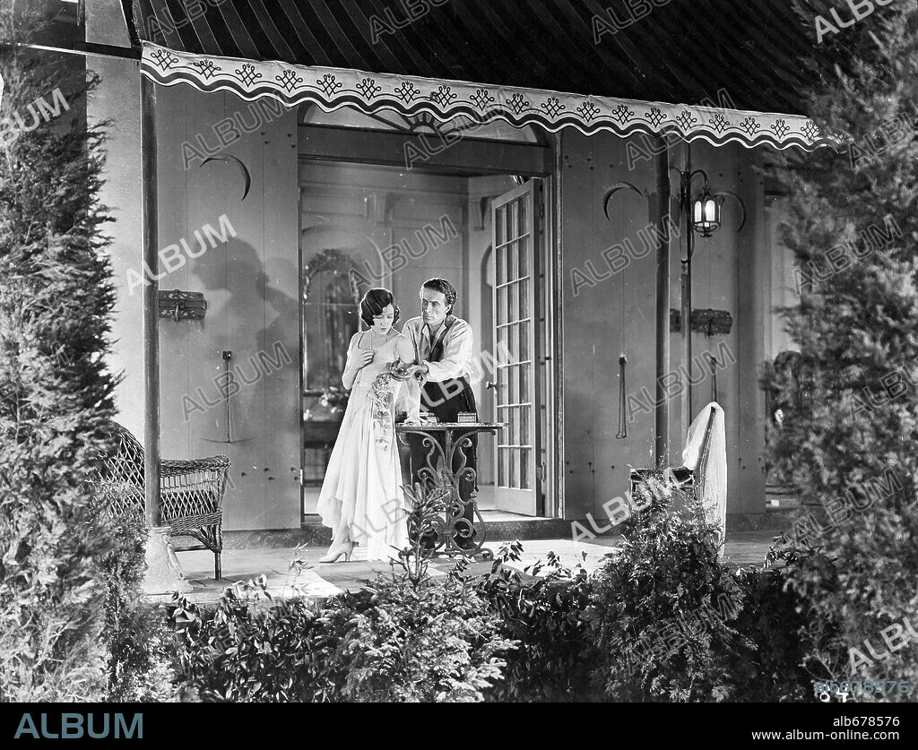 GLORIA SWANSON in THE LOVE OF SUNYA, 1927, directed by ALBERT PARKER. Copyright UNITED ARTISTS.
