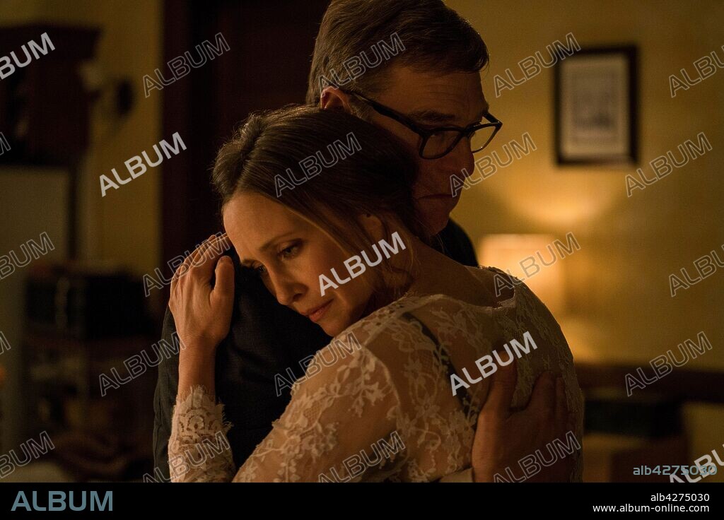 JOHN GOODMAN y VERA FARMIGA en NACION CAUTIVA, 2019 (CAPTIVE STATE), dirigida por RUPERT WYATT. Copyright DREAMWORKS.