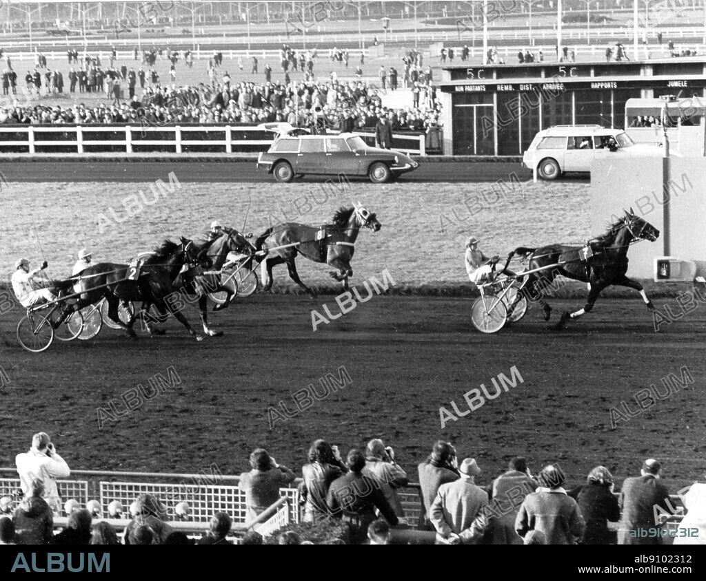 French Trotter, Tidalium Pelo, wins the 1971 Prix d' Amerique at Vincennes. Encyclopedia of the Horse page 160.