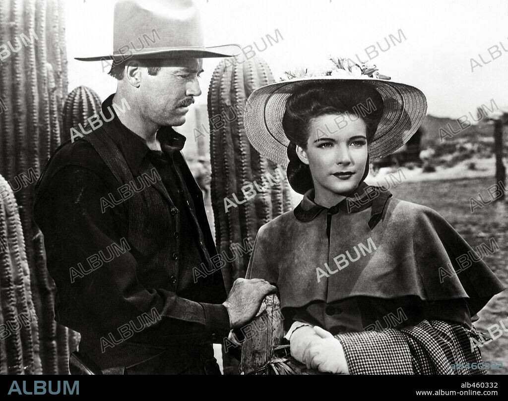 CATHY DOWNS and HENRY FONDA in MY DARLING CLEMENTINE, 1946, directed by JOHN FORD. Copyright 20TH CENTURY FOX.