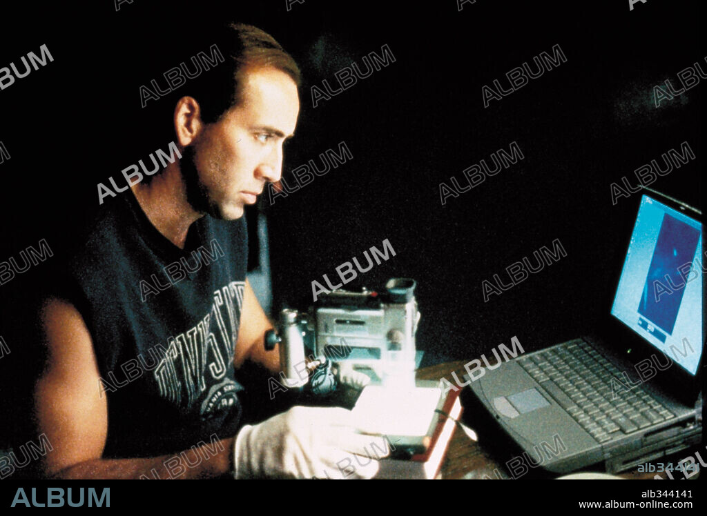 NICOLAS CAGE in EIGHT MILLIMETER, 1999 (8MM), directed by JOEL SCHUMACHER. Copyright COLUMBIA PICTURES / LOSS, CHRISTINE.