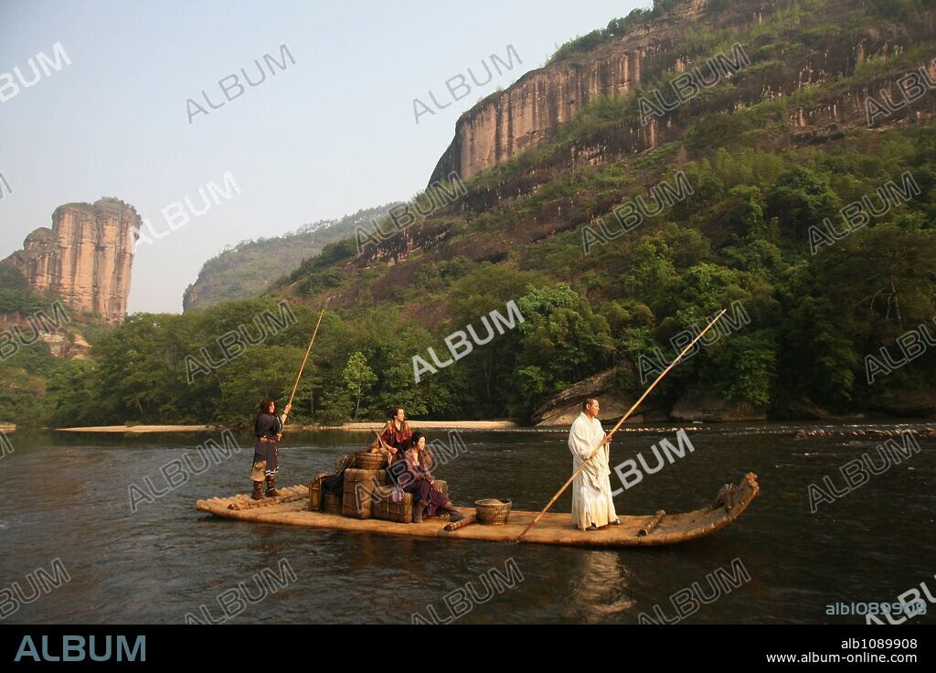 JACKIE CHAN, JET LI, MICHAEL ANGARANO and YIFEI LIU in THE FORBIDDEN KINGDOM, 2008, directed by ROB MINKOFF. Copyright CASEY SILVER PRODUCTIONS/CHINA FILMS CO-PRODUCTION CORP.