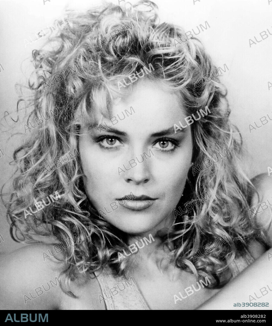 SHARON STONE en DESAFIO TOTAL, 1990 (TOTAL RECALL), dirigida por PAUL VERHOEVEN. Copyright CAROLCO.