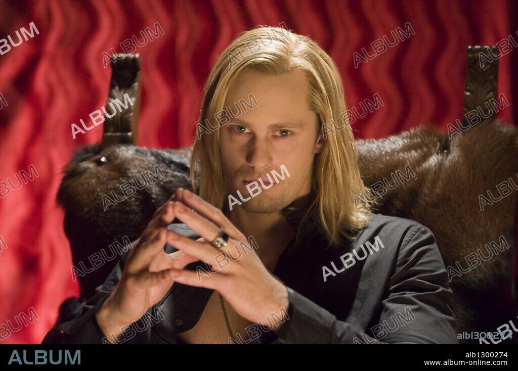 ALEXANDER SKARSGARD en SANGRE FRESCA, 2007 (TRUE BLOOD), dirigida por ALAN BALL. Copyright HBO.