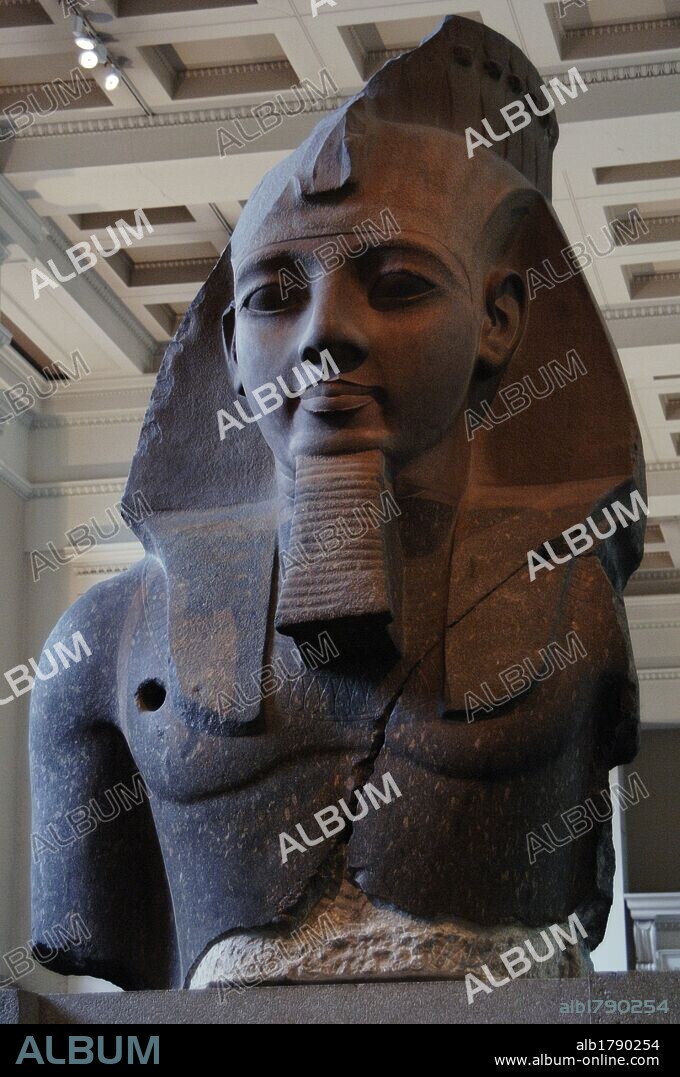 Colossal statue of Ramesses II, the Younger Memnon. C. 1250 BC. 19th Dynasty. New Kingdom. From the Ramesseum (Thebes, Egypt). Granite. Detail. British Museum. London. United Kingdom.