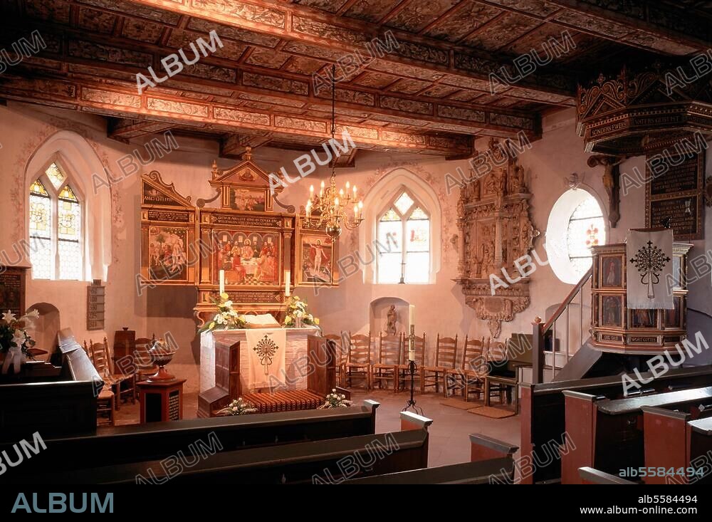 Basdahl / Oese, Kirche / Innenansicht Richtung Osten © Lisa Hammel 6 × 9 cm.