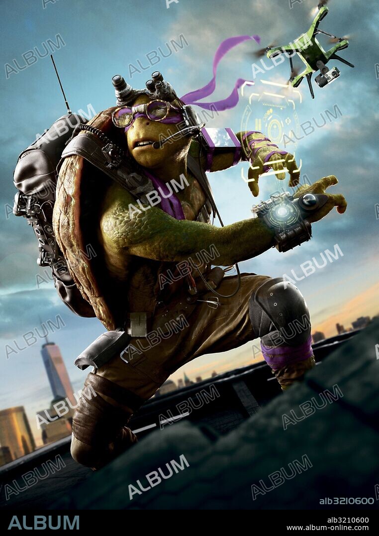 Poster de NINJA TURTLES: FUERA DE LAS SOMBRAS, 2016 (TEENAGE MUTANT NINJA TURTLES: OUT OF THE SHADOWS), dirigida por DAVE GREEN. Copyright GAMA ENTERTAINMENT PARTNERS/NICKELODEON MOVIES/PARAMOUNT PIC.
