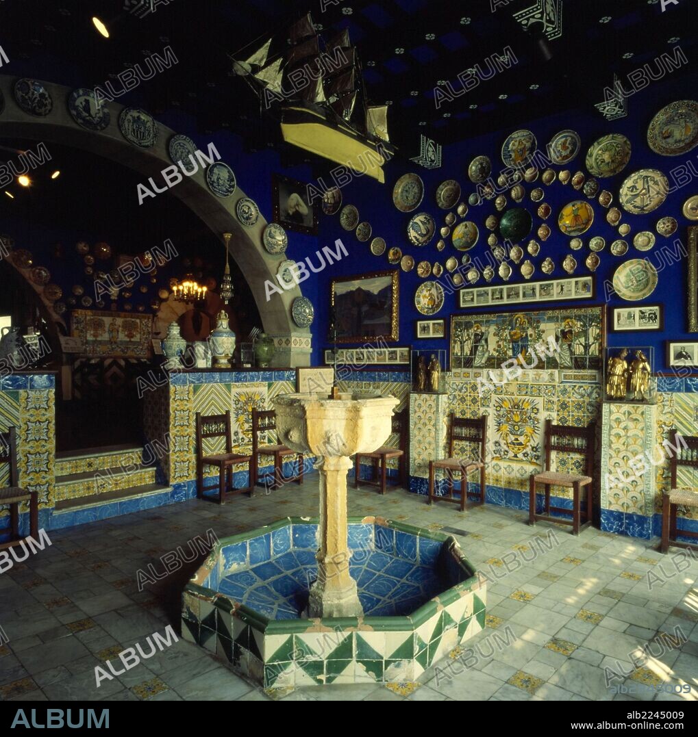 Interior del Museo Cau Ferrat de Sitges. Fue la casa y estudio del pintor Santiago Rusiñol, construida en el año 1893.