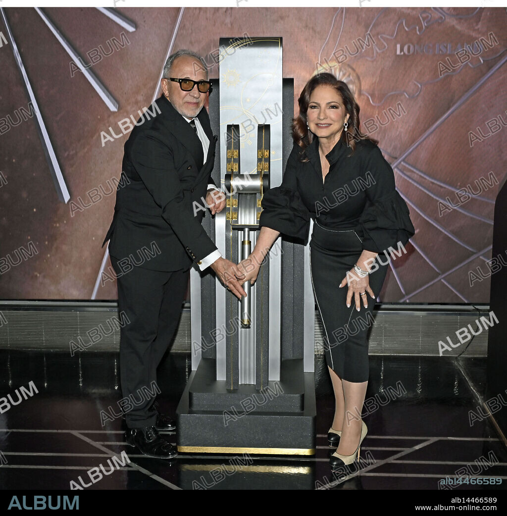 May 12, 2025, New York, Ny, United States: Emilio Estefan and Gloria Estefan visit the Empire State Building for Tower Lighting to Celebrate 50 Years of Her Groundbreaking Musical Career and the Release of Her Much-Anticipated Upcoming Spanish-Language Album 'Raices' at Empire State Building in New York. May 12, 2025. (Credit Image: © Photo Image Press via ZUMA Press Wire).