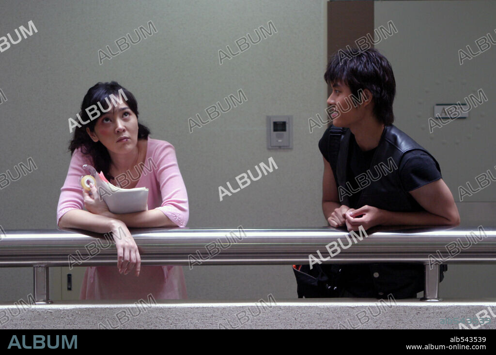 JAE HEE y LEE SEUNG-YEON en HIERRO 3, 2004 (BIN-JIP), dirigida por KI-DUK KIM y KIM KI-DUK. Copyright Kim Ki-Duk Film/Cineclick Asia / JONG-IL, WOO.