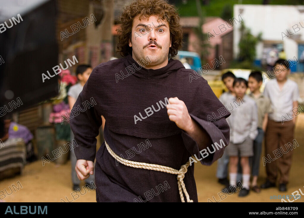JACK BLACK in NACHO LIBRE, 2006, directed by JARED HESS. Copyright PARAMOUNT PICTURES / TRUEBLOOD, JAMIE.