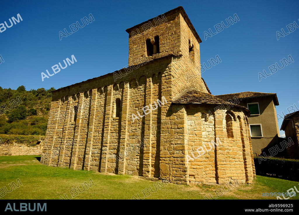 Iglesia de San Caprasio (s.XI).Santa Cruz de la Serós.Huesca.Cordillera pirenaica.Navarra.España.