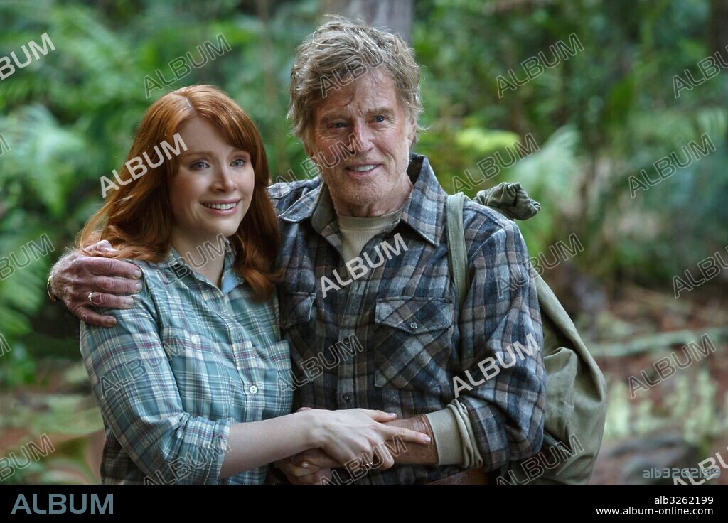 BRYCE DALLAS HOWARD y ROBERT REDFORD en PETER Y EL DRAGÓN, 2016 (PETE'S DRAGON), dirigida por DAVID LOWERY. Copyright WALT DISNEY PRODUCTIONS.