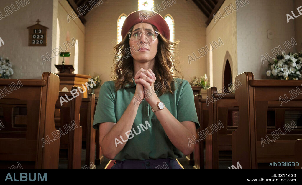 CLAIRE LOVERING in CLASS OF '07, 2023, directed by KACIE ANNING. Copyright NBC UNIVERSAL TELEVISION.