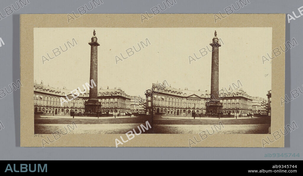 Vendome Column in Paris (title on object), Noël Paul Chapus (mentioned on object), Place Vendôme, c. 1860 - before 1874, cardboard, albumen print, height 85 mm × width 170 mm.