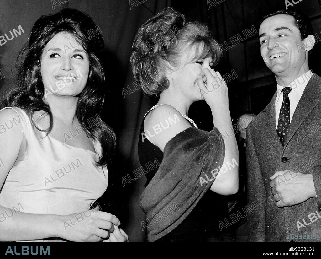 Dalida, Annette Stroyberg, Vittorio Gassman and Teatro Brancaccio, Rome 1962.
