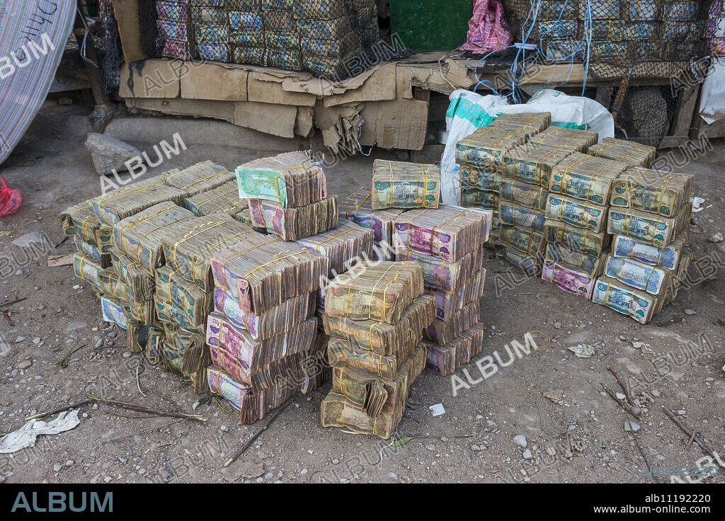 Huge piles of money, Hargeisa, Somaliland, Somalia, Africa.