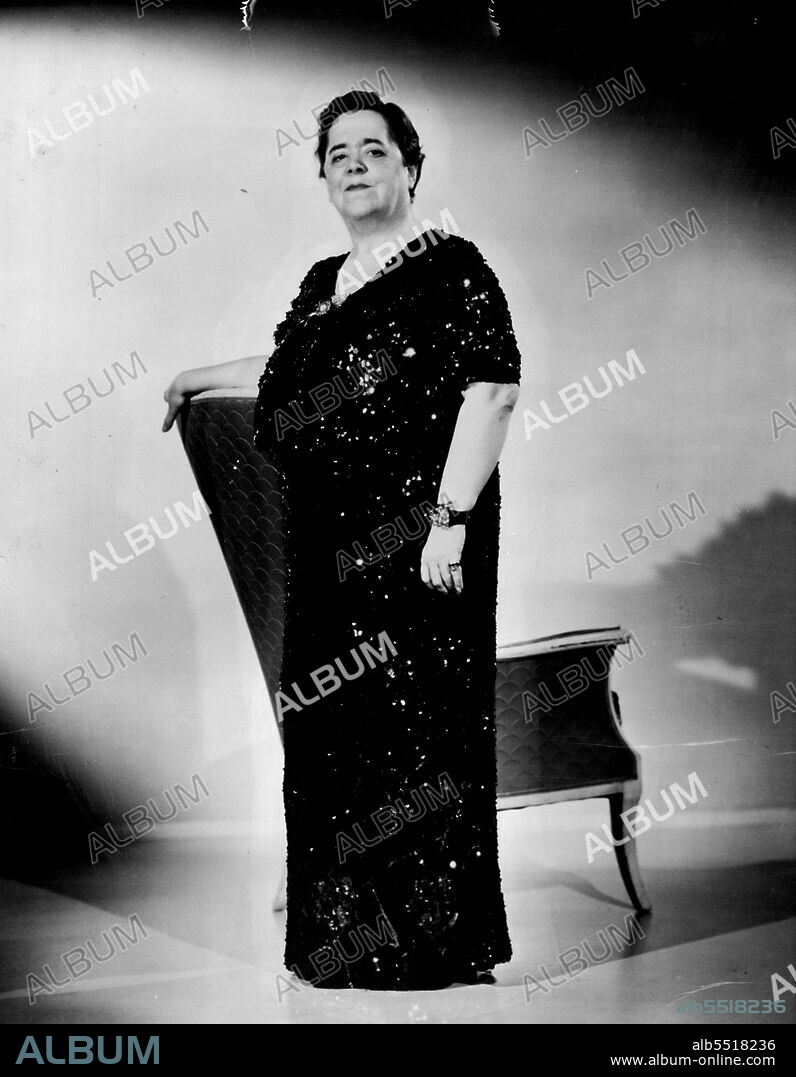 Elsa Maxwell - Embassy. October 09, 1939. (Photo by Stage).