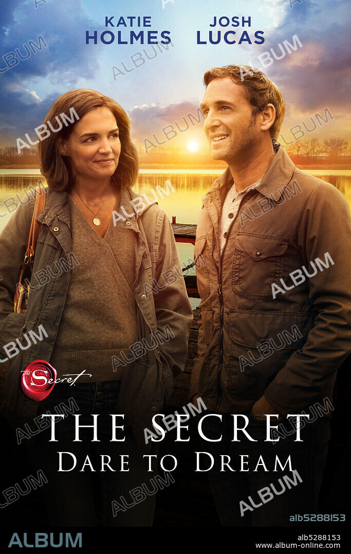 JOSH LUCAS et KATIE HOLMES dans MAISON D'AMIS, 2020 (SECRET, THE: DARE TO DREAM), réalisé par ANDY TENNANT. Copyright TRI G / Savvy Media Holdings.