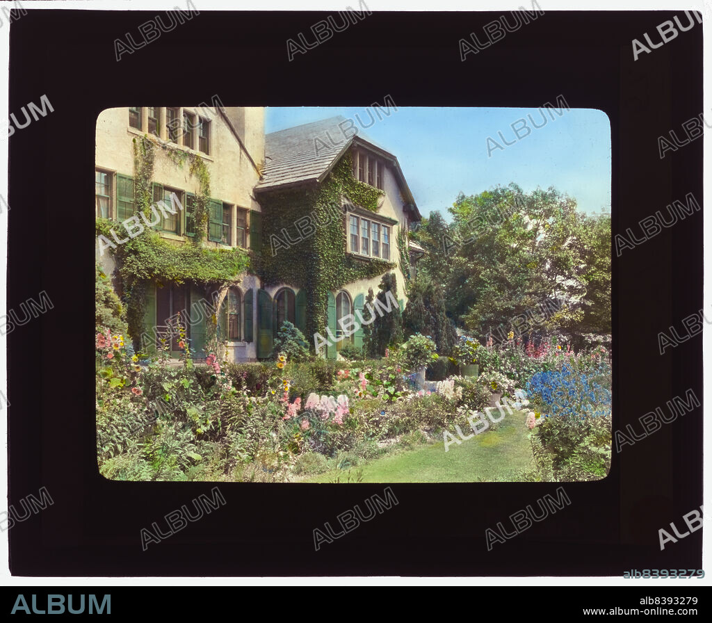 FRANCES BENJAMIN JOHNSTON. Allgates, Horatio Gates Lloyd house, Cooperstown Road, Haverford, Pennsylvania, 1919. House Architecture: Wilson Eyre, Jr., from 1910. Landscape: Olmsted Brothers, 1911-1915.